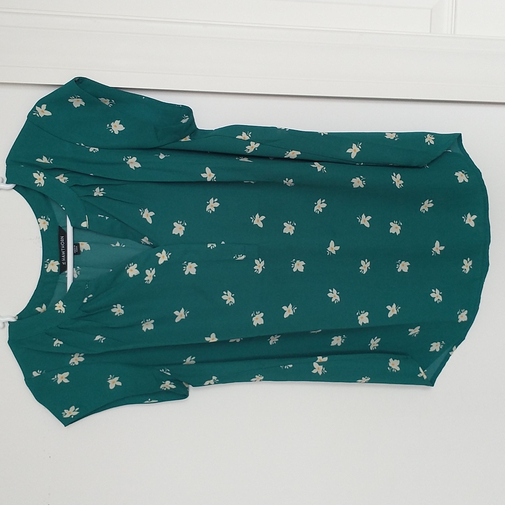 Stitch Fix 41 HAWTHORN Hope Split Neck Blouse